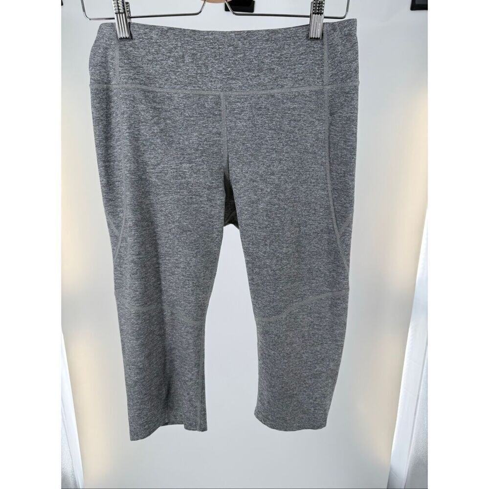 Outdoor Voices Gray Capri Cropped Leggings Large